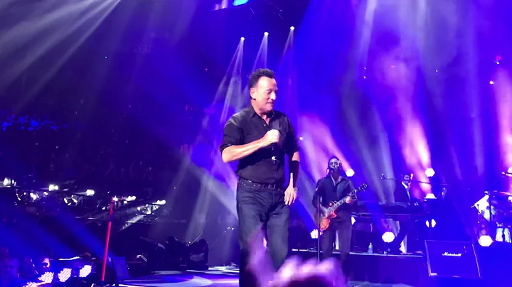 Bruce Springsteen at Billy Joel #MSG100 10th. Aven...