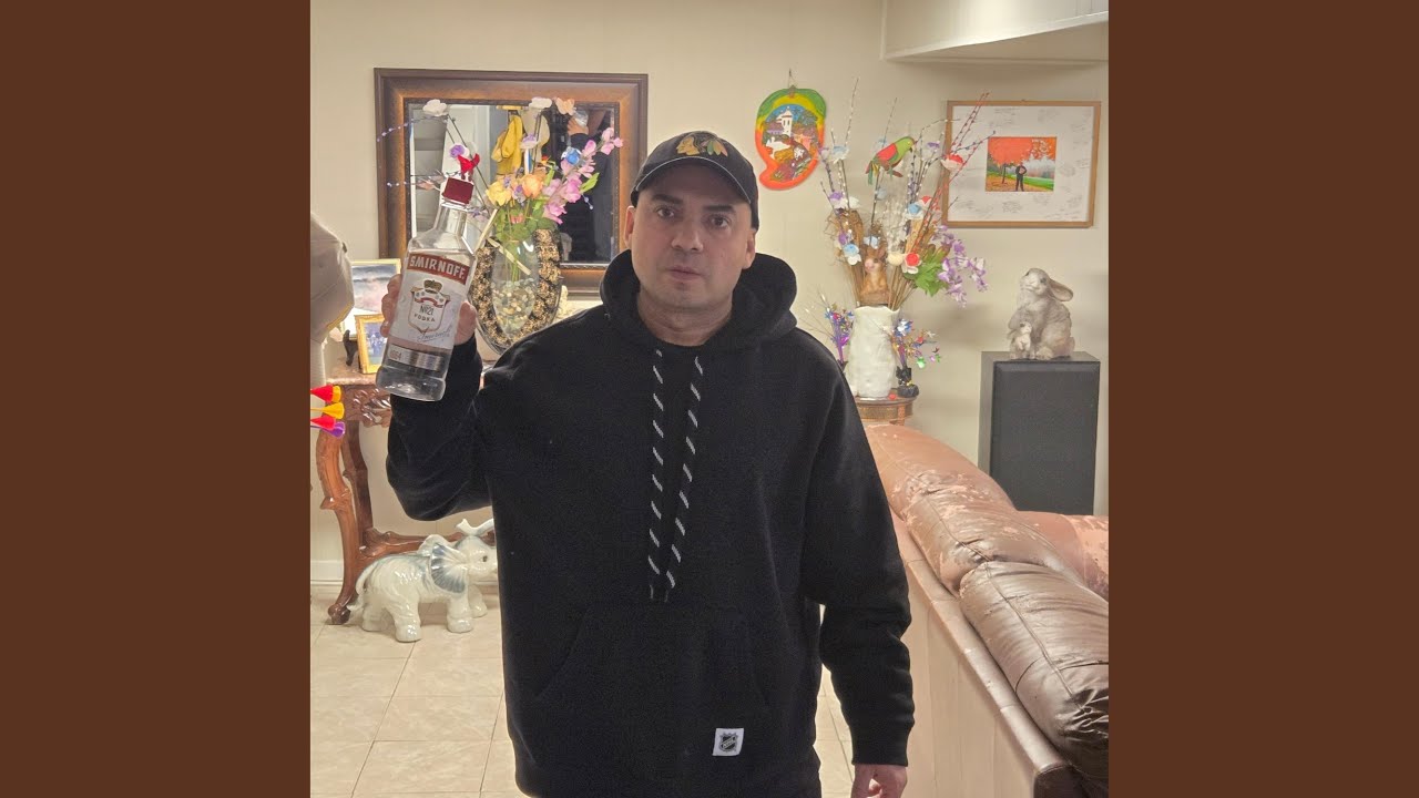 在 YouTube 上觀看「Surrender」 在 YouTube 上觀看「Surrender」