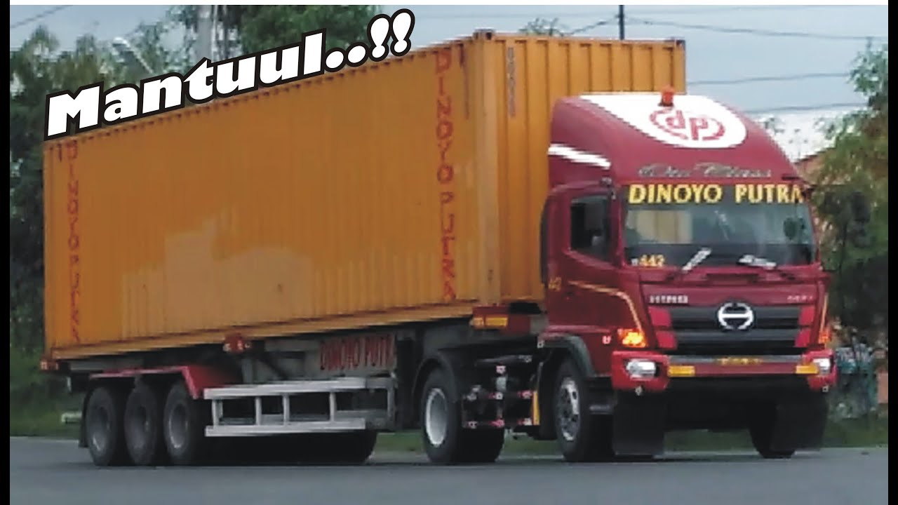 Truck Trailer Truk  Gandeng  Truk  Kontainer Truk  Tronton 