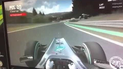 F1 2010 Gamescom Gameplay Spa Mercedes 2