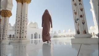 Woman in Hijab Walking at Mosque | Islamic Non Copyright Background Video Full HD #NonCopyright