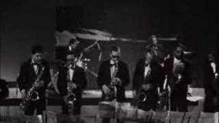 Sax No End - Clarke/Boland Big Band chords