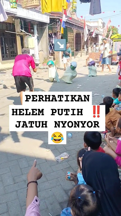 BALAP KARUNG PAKAI HELEM #storywa #hiburan #story #lucu #karnaval #lomba17agustusan #balapkarung