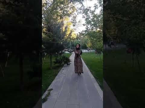 Türbanlı Arap Bayan Tiktok Dance