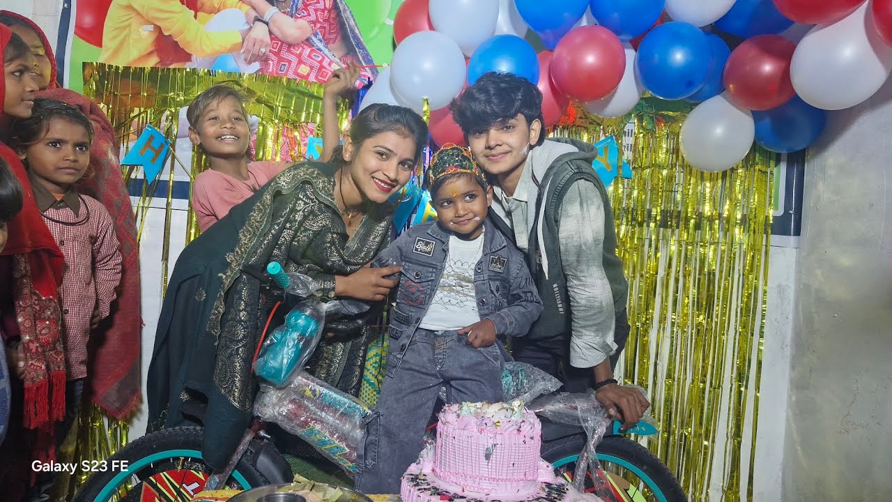 #akhilesh Rajput #birthday vlog🥰 #happy birthday🎂🎊🎉 lavish beta #cycle gift ki 🎁🎁
