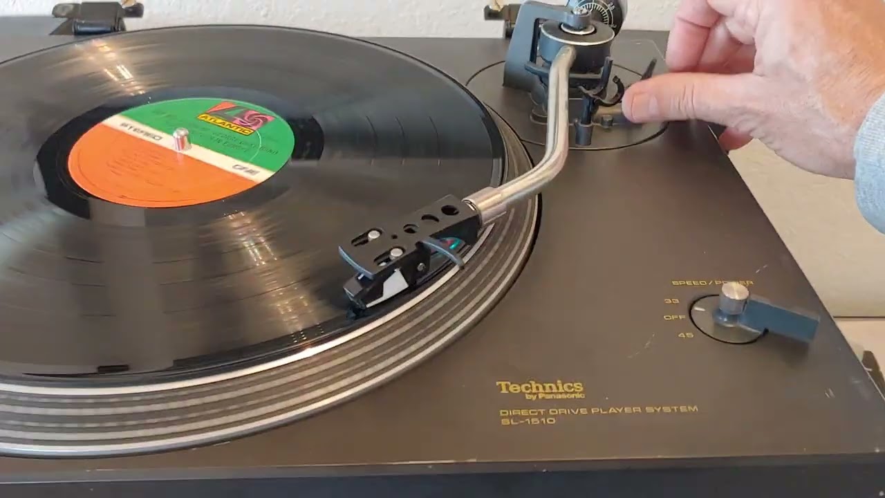 Vintage 70's Technics SL-1510 Direct Drive Player System