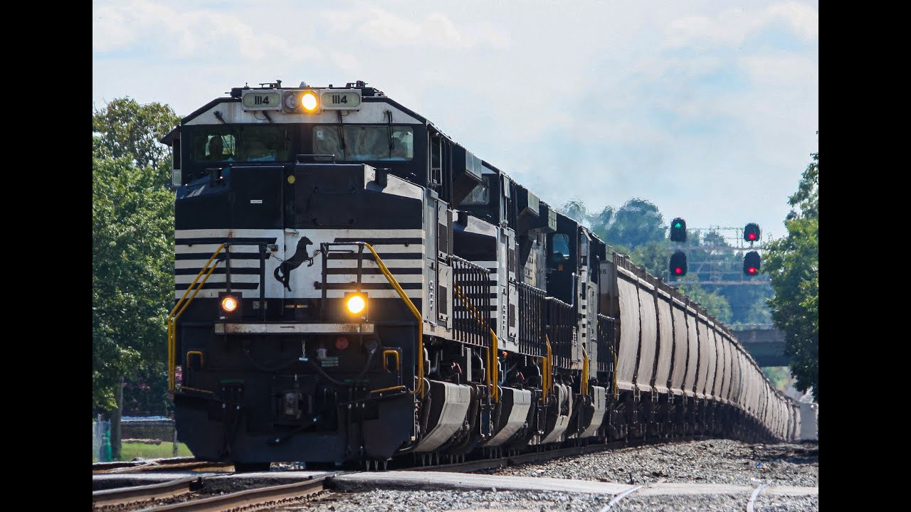 Meet of Two Grainers! 45R and 50G Meet at the Gainesville Depot