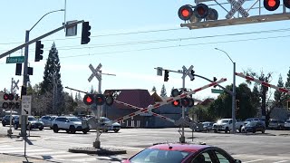 Parkshore Dr. Railroad Crossing *1 New Gate Barrier/LEDs Set* - SacRT Light Rail Trains | Folsom CA