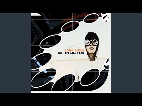 12 Moons — Flair