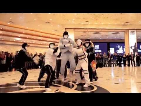 Jabbawockeez Uptown Funk Flashmob at MGM Grand Hotel & Casino