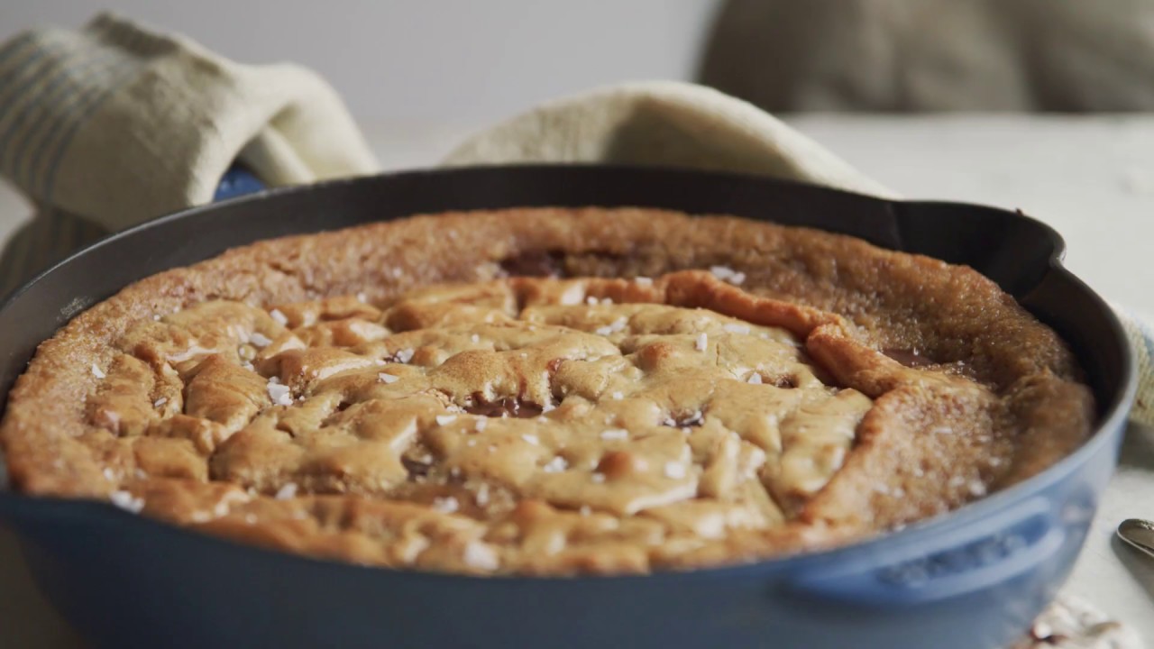 Crinkle top chocolate peanut butter skillet blondies YouTube