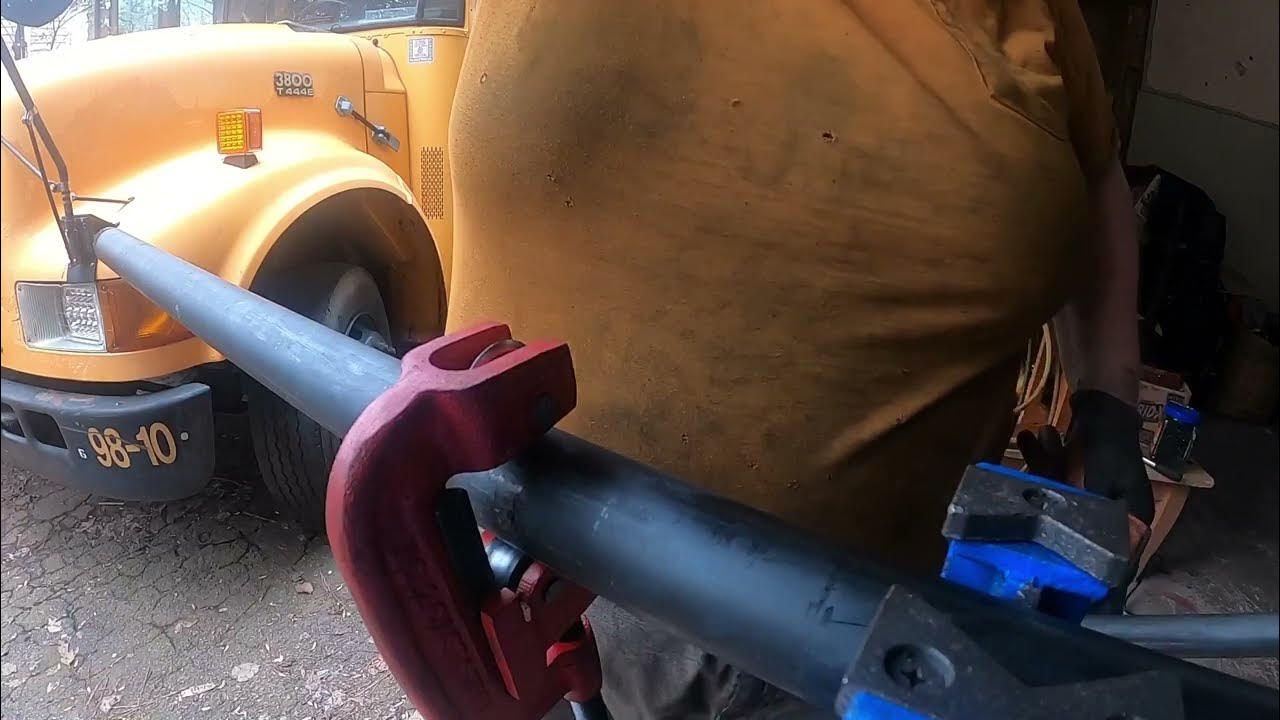 Review Harbor freight pipe cutter YouTube