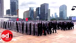 Chinese Riot Police Stage Mock Street Battle Near Hong Kong