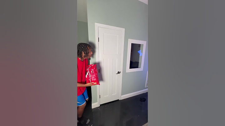 When You Catch Your Mom in the Studio 😭🎙️