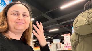 Ufak tefek anne-bebek alışverişi