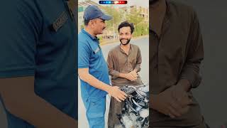 “Dera Ghazi Khan: Bike Confiscated for Missing Plate – Traffic Police Action”
