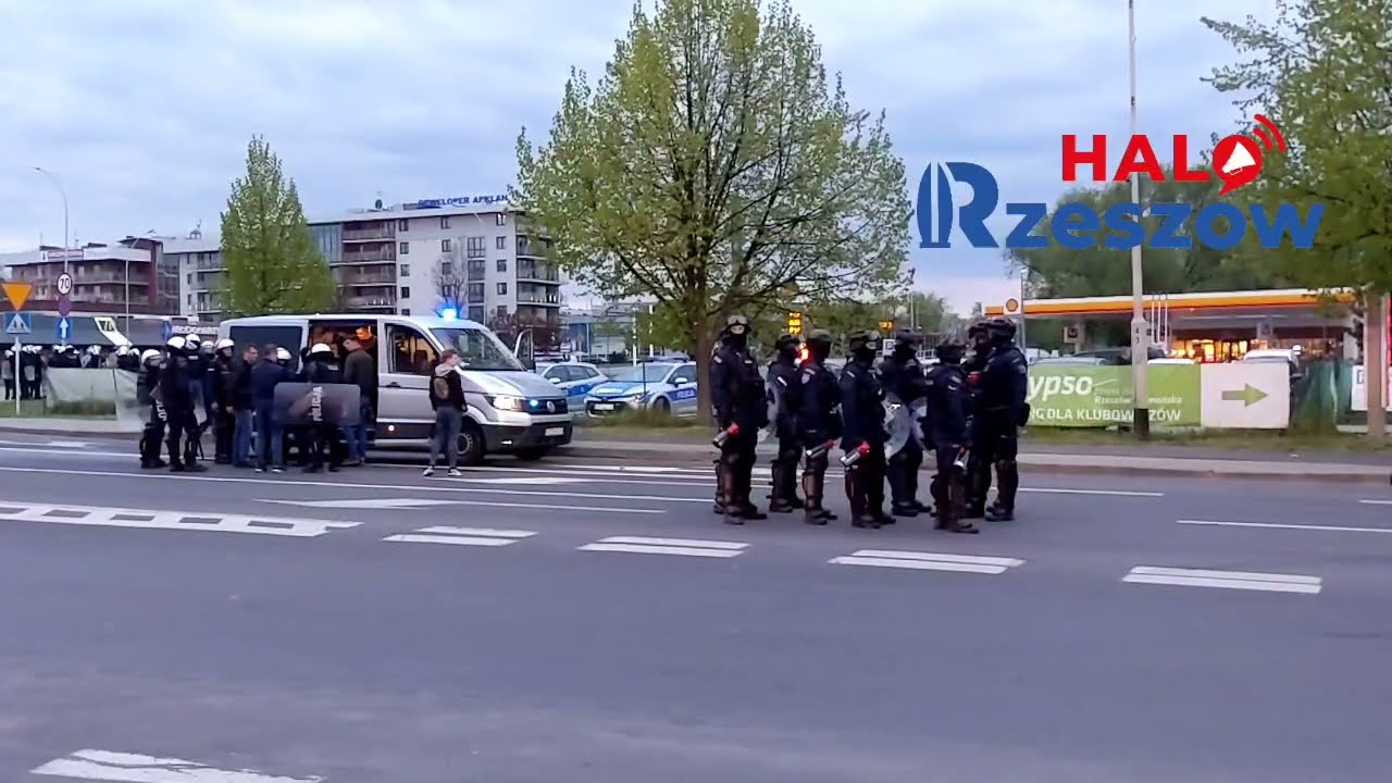 29.04.2023 - pseudokibice Resovii i Stali w drodze 89 derby Rzeszowa