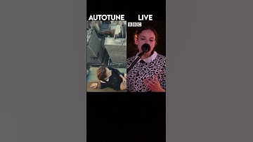 Thumbnail of Jain Makeba live vs autotune