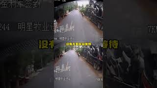 一場不急不緩的等待 公交車也是一個城市的溫暖! #山東  #浙江  #溫暖  #治愈
