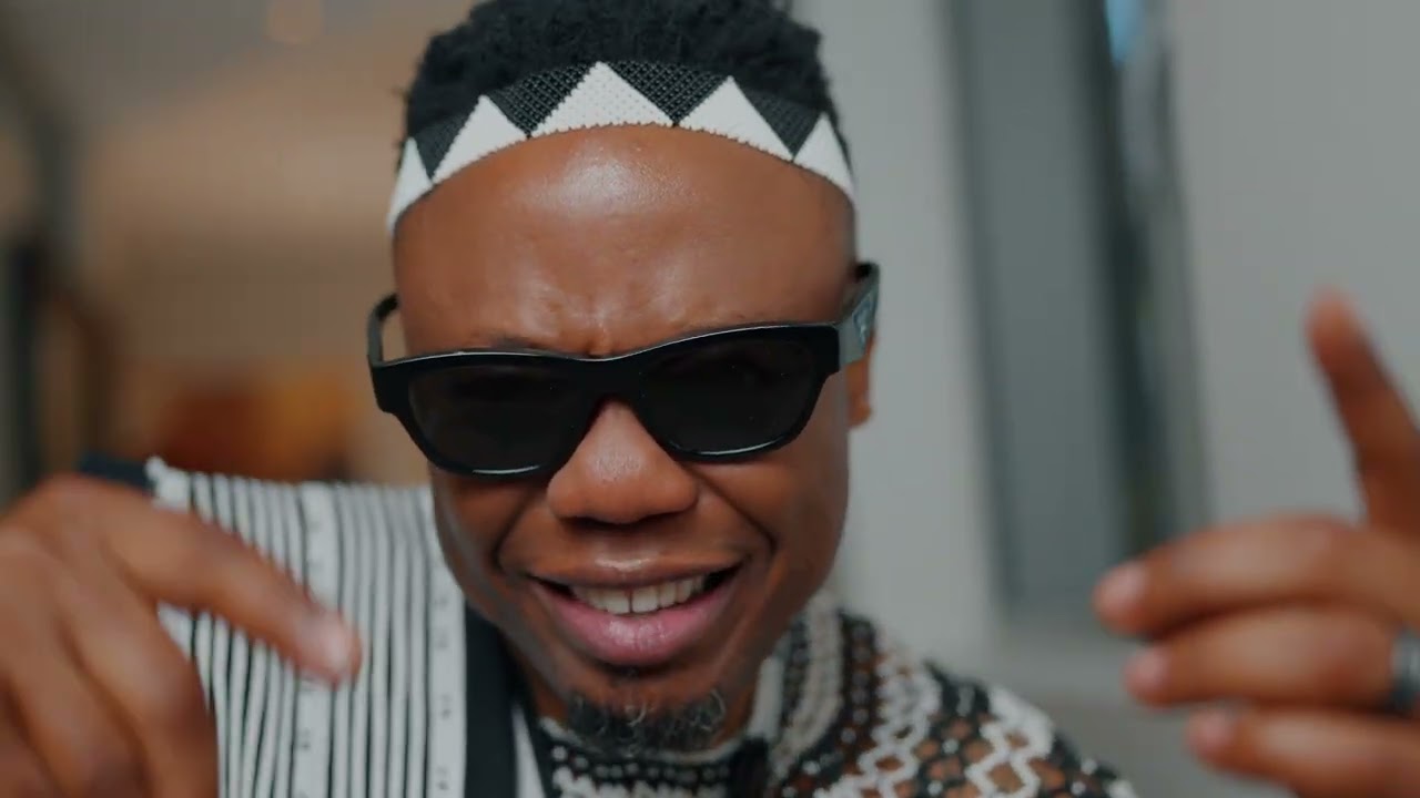 Goldmax & DJ Tira - Umxhosa (Official Video)