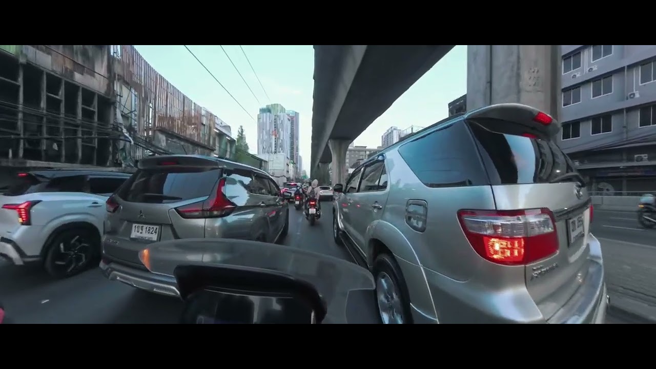 [ASMR] ขี่มอไซค์ไปทำงานกับ ADV350 (No Talking)