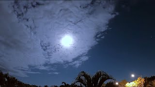 Stunningly bright Lunar Eclipse filmed over O'ahu, Hawaii