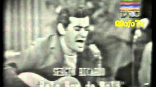 Sergio Ricardo quebra o violão no III Festival de MPB da Record (1967)