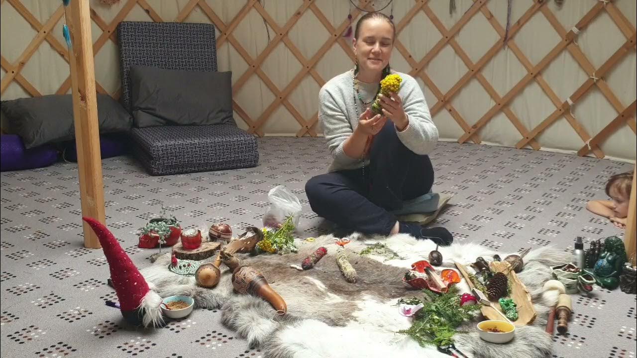 Марафон трав 🌿 Видео 4: как собирать скрутки с намерением - YouTube