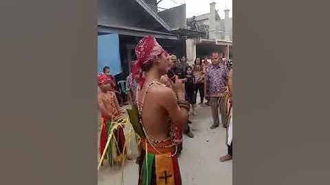 Perkawinan adat suku dayak maanyan