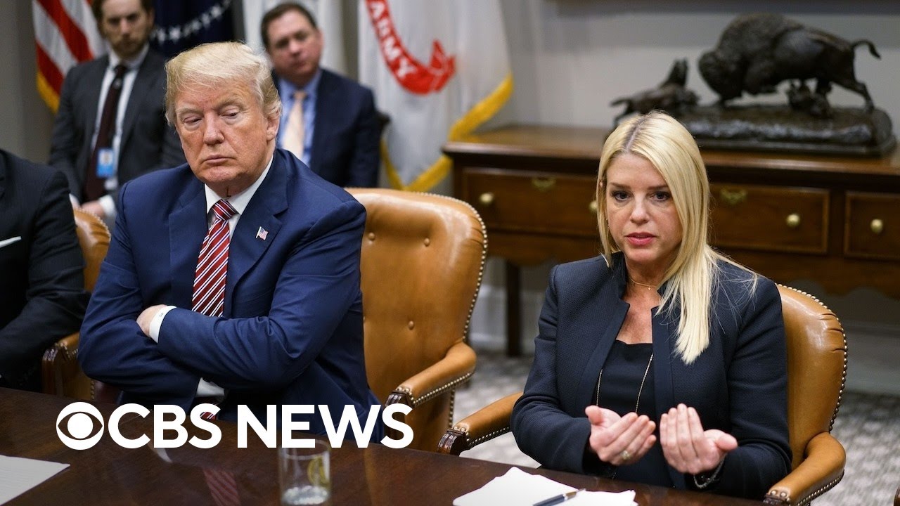 Tổng thống Trump sa thải Bộ trưởng Tư pháp Pam Bondi | Thông tin chi tiết