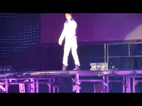 (HD) Justin Bieber Bigger Vancouver High Quality