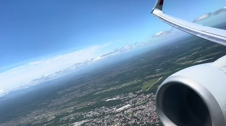 American Airlines Boeing 737-800 Takeoff from Guanacaste Airport