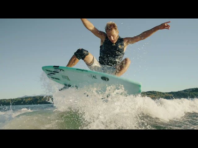 SLX 260 Surf Social Ad | New Product Launch | Sea Ray Boats