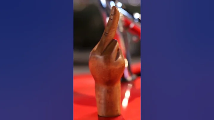 Tom Payne's Shelby Cobra is flipping you off