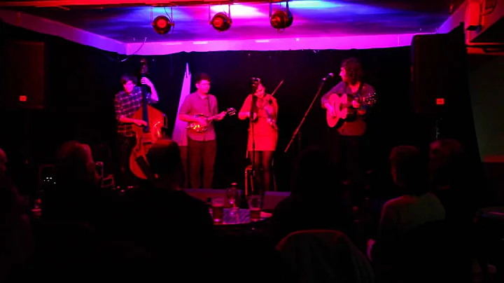 Arms of the Brave - Kari Macleod & The Fugitives