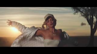 Download SHAPE OF YOU The Megamix ft Selena Gomez TÃP Ariana Grande Justin Bi SHAPE OF YOU The Megamix ft Selena Gomez TÃP Ariana Grande Justin Bi