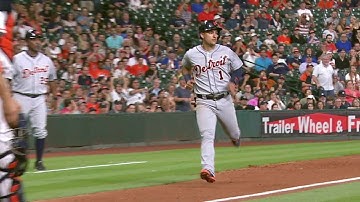 DET@HOU: Iglesias scores on an error
