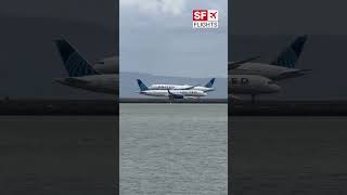 United Arrives as Fellow United Jets Wait to Depart at SFO ✈️