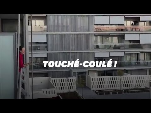 Coronavirus: les jeux de balcons des Espagnols en quarantaine Coronavirus: les jeux de balcons des Espagnols en quarantaine