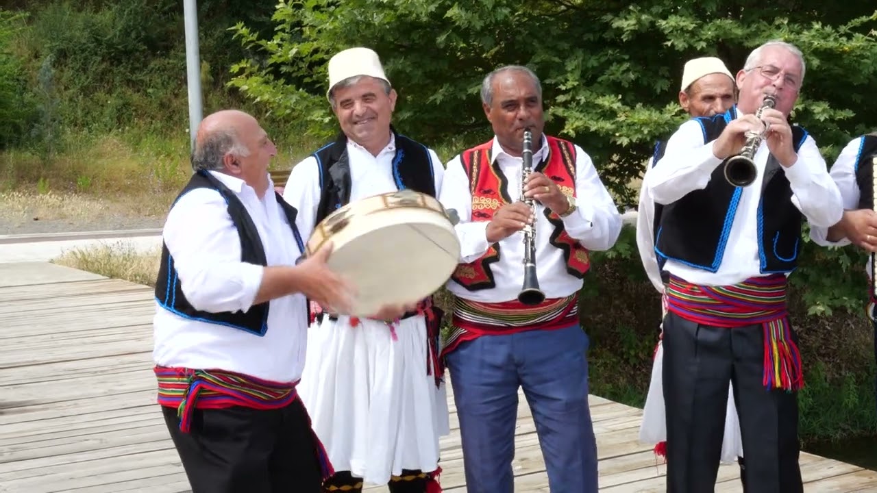 BELSH TV - Çahire e barit. Këndojnë - Idajet Hysa & Zabit Hysa