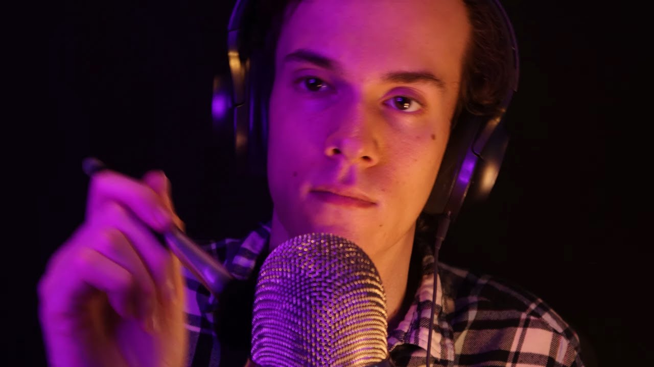 ASMR | Fast And Aggressive Mic Brushing With No Talking - YouTube