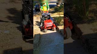 Mower barely fit | Perfect maneuver 😯 #fillslawncare Mower barely fit | Perfect maneuver 😯 #fillslawncare