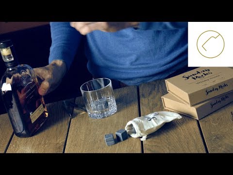 Wie benutzt man Whisky Steine? | Delicious Berlin