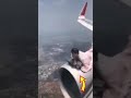 مردی که از فرودگاه کابل روی بال هواپیما بلند شد Shorts 