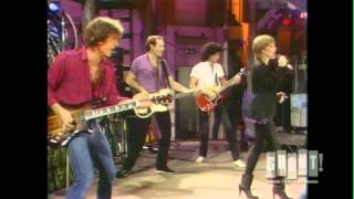 Pat Benatar - Hit Me With Your Best Shot (Live On Fridays) chords