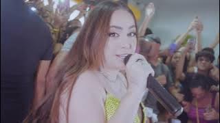 Manda Um Oi - Raphaela Santos ( In Comunidade )