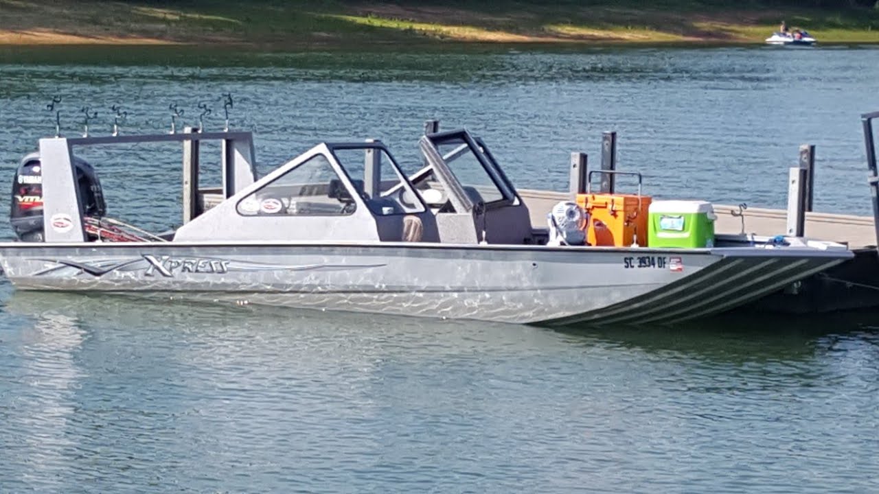 Xpress Boats For Sale >> Xpress XP 220 Catfish Edition - YouTube Xpress Boats For Sale >> Xpress XP 220 Catfish Edition - YouTube