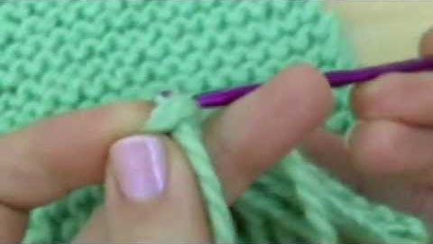 How to Knit -  How to make Fringes for a Scarf [knitting tutorial]