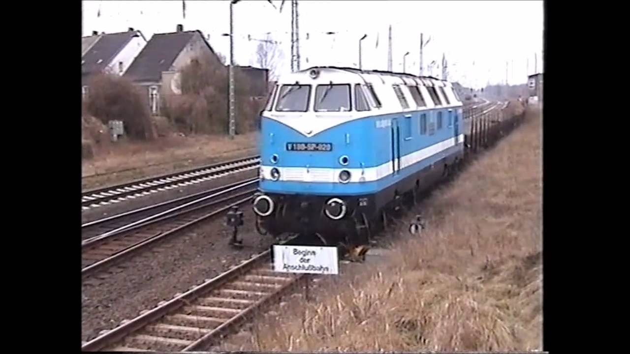 V180 SP 020 in Coswig mit Dreckzug [Projekt ,,Alte Zeiten