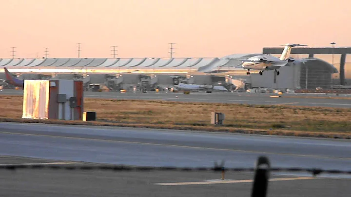 HD Piaggio P180 Avanti [N159SL] Landing at San Jose International Airport